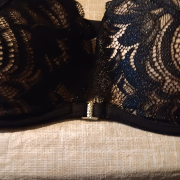 Size 34C  NWOT Bra - Picture 2 of 6